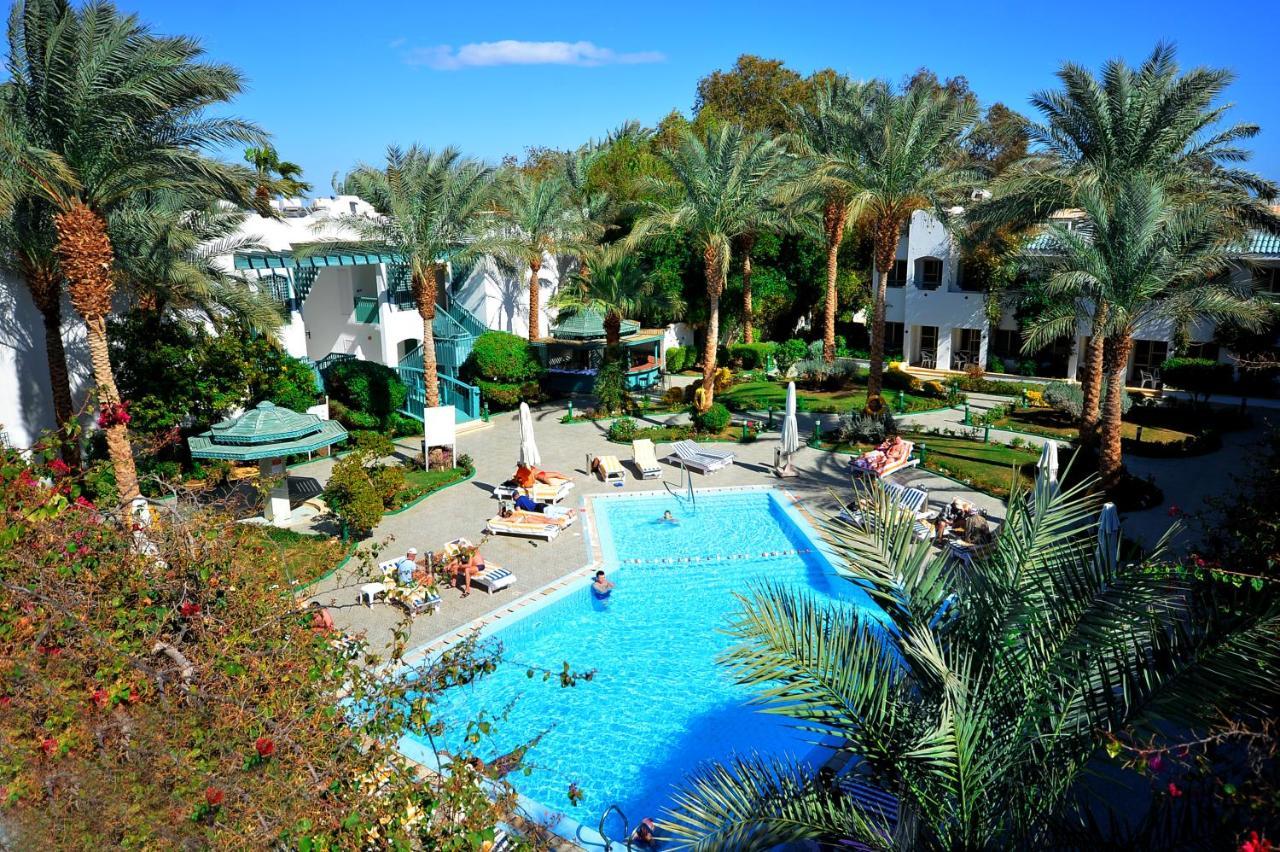 Falcon Hills 3*