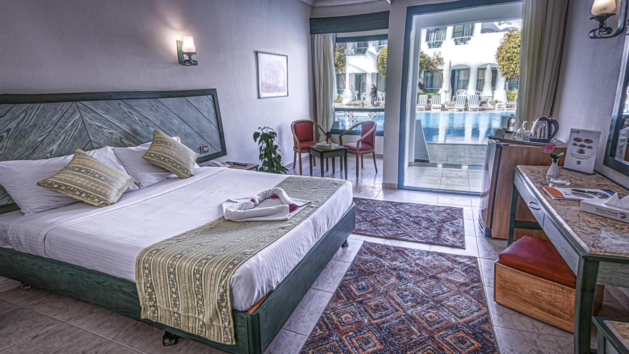 Resort Falcon Hills 3*