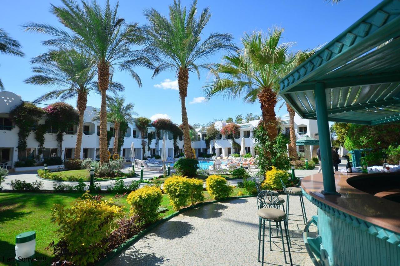 Falcon Hills Resort